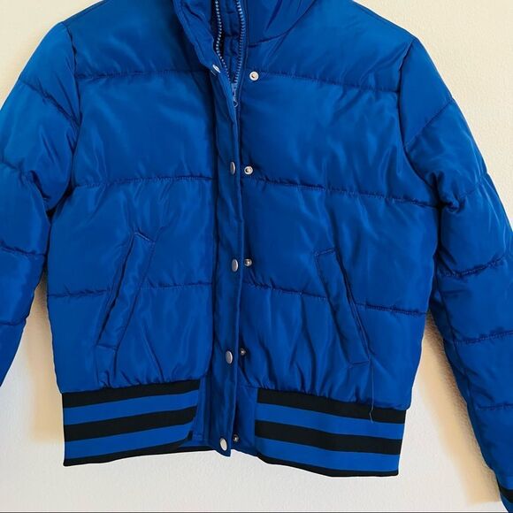 Fashion nova Women's Blue Button Front Puffer Jacket Size XS NWOT - Picture 3 of 8
